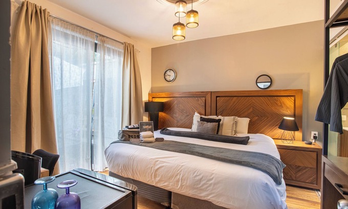 La Condesa House | 5 ★ Location CDMX | Amazing Space + Terrace | Room