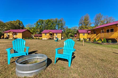Cherokee House | 5 Mi to Dtwn Bryson City Cabin with Resort Perks!