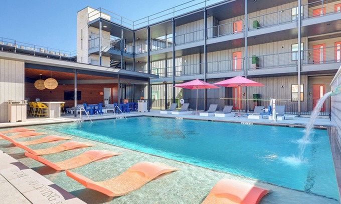 New Braunfels Condo | 5 Mi to Dtwn: Modern Condo in New Braunfels!
