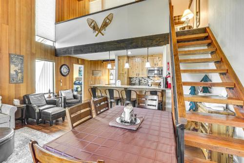 Kings Beach Apartment | 5 Mi to Northstar Resort! Multi-Level Family Condo
