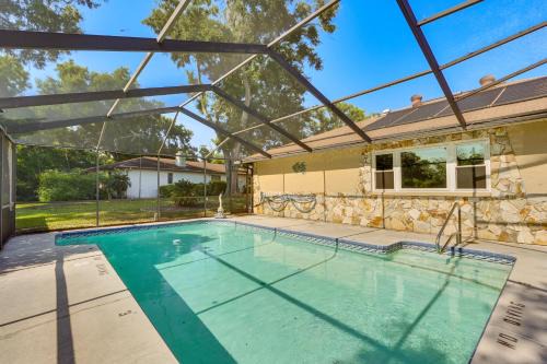 Spring Hill House | 5 Mi to Weeki Wachee Spring Hill Home with Lanai