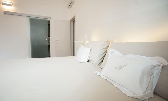 Duomo Apartment | 5 min Duomo - Novella Boutique - Parcheggio