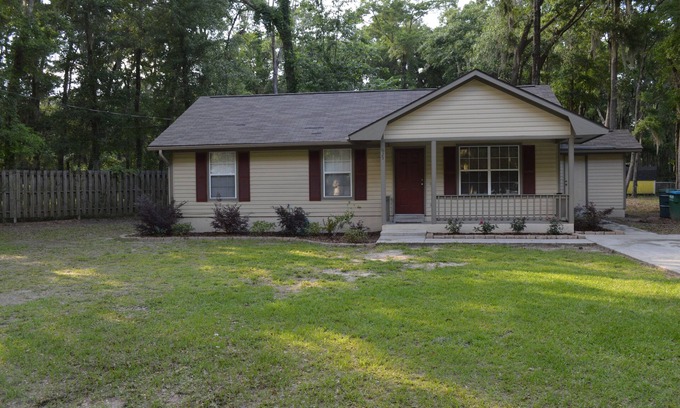 Port Royal House | 5 Minutes from Marine Corps - Parris Island