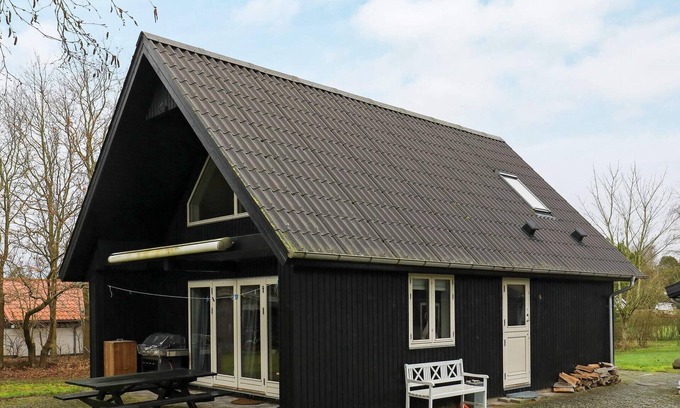 Millinge House | 5 person holiday home in Millinge