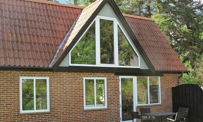 Remmer Strand House | 5 person holiday home in Struer