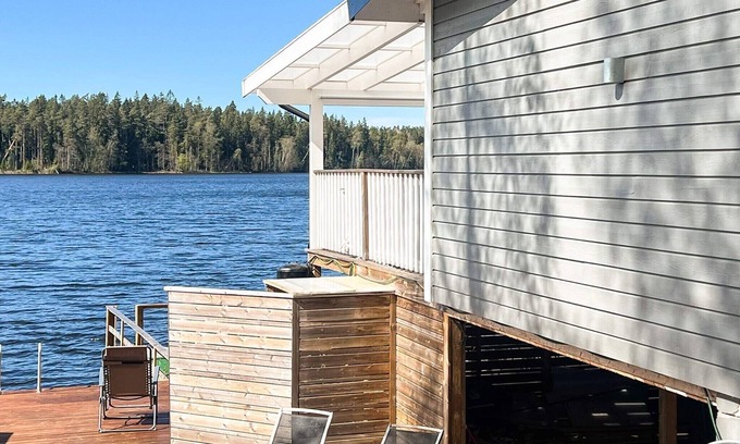 Eksjo House | 5 star holiday home in EKSJÖ