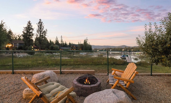 Big Bear Lake Cabin | 5-STAR Lakefront cabin! DOCK! GAME ROOM! 2600 sq ft w/fire pit. SLOPES/LAKE!