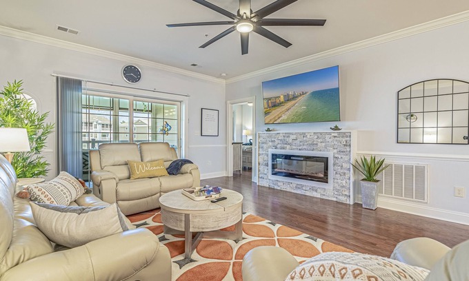 Central Myrtle Beach Condo | 5 Star * Luxurious Condo In Myrtle Beach