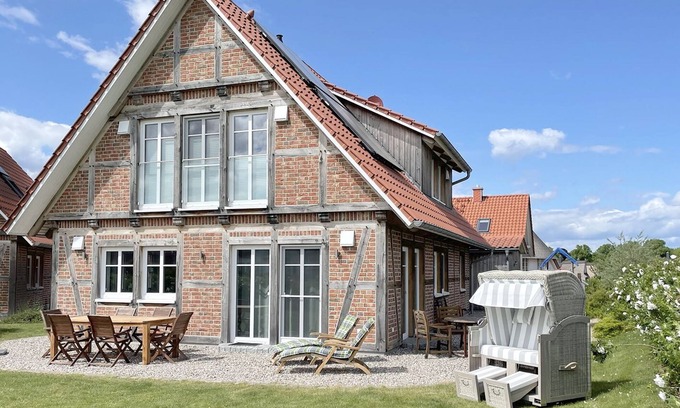 Gross Schwansee House | 5-star luxury half-timbered house in a perfect location
