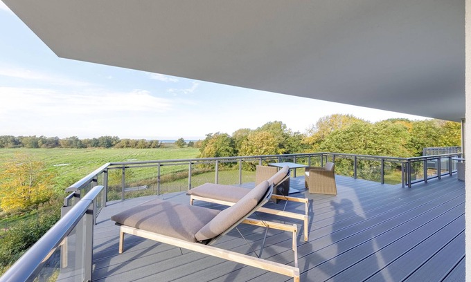 Ostseebad Wustrow Apartment | 5-star vacation apartment Strandlounge with a fantastic view over the Baltic Sea and Bodden