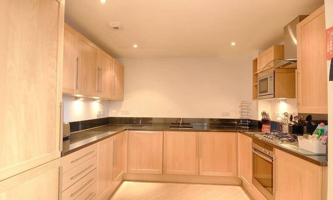 Wimbledon Apartment | 5 The Courtyard - 2 bedroom apartment