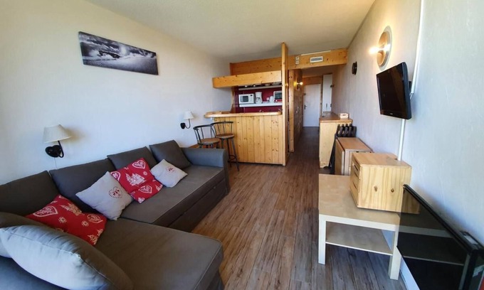 Arc-2000 Apartment | 50m from ski slopes, 12nd floor, balcony, tv, 30m², Les Arcs