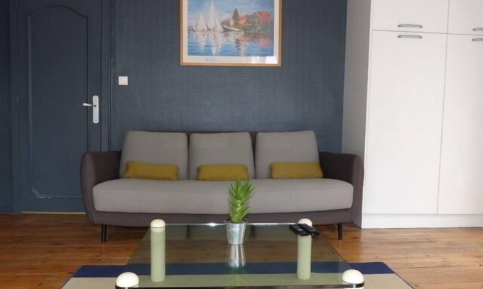 Nantes Centre Apartment | 50m2, modern, 1 bedroom king size bed, teleworking, flexible arrival/departure