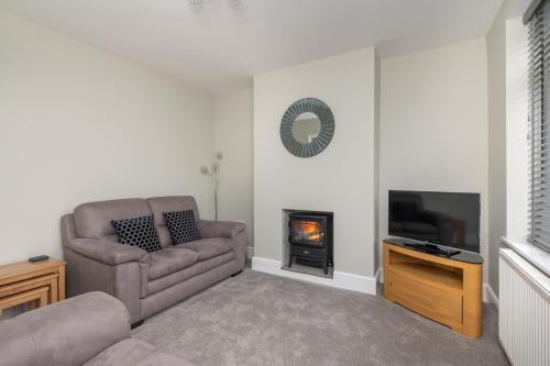 Heworth House | 51 Main Avenue Luxurious Modern York House with Garden & Parking Pass the Keys