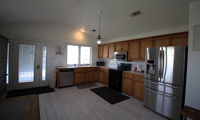 Port Mansfield House | 521 North Shore - Cozy Home w/a Stunning View!