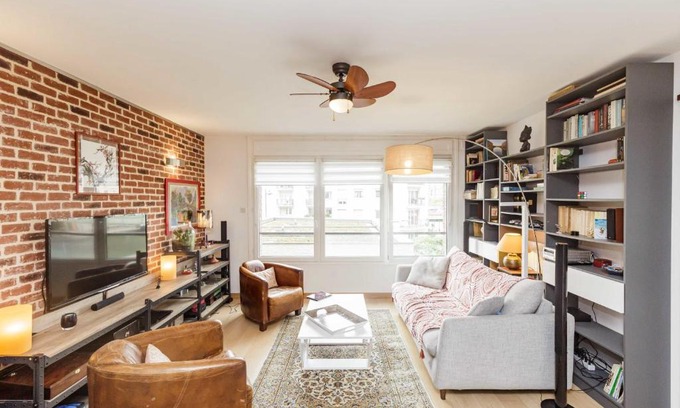 19th Arrondissement Apartment | 53m with balcony near the Parc de la Villette
