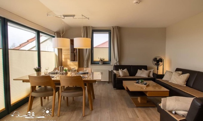 Fehmarn Apartment | 57 Holiday apartment "Meerblick" Strandburg App.2.1