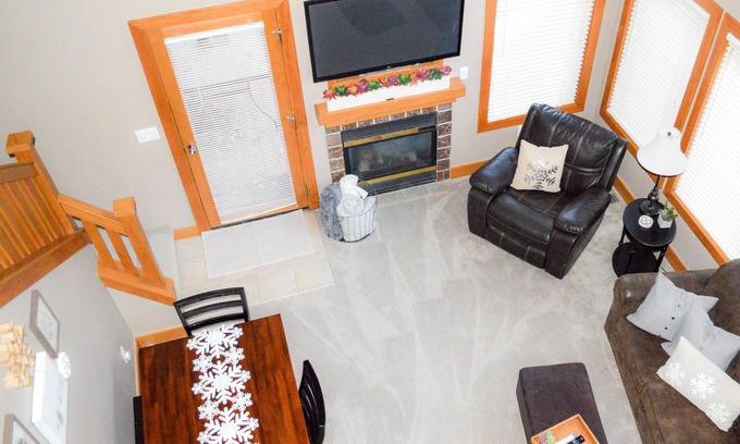 Boyne Falls Condo | 5BR/4BA Luxury Boyne Mountain Condo. Ski-In/Ski-Out & Walk to Lodge & Spa.