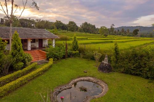 Kushalnagar House | 5BR Firefly By The River with Breakfast - Nature's Lap