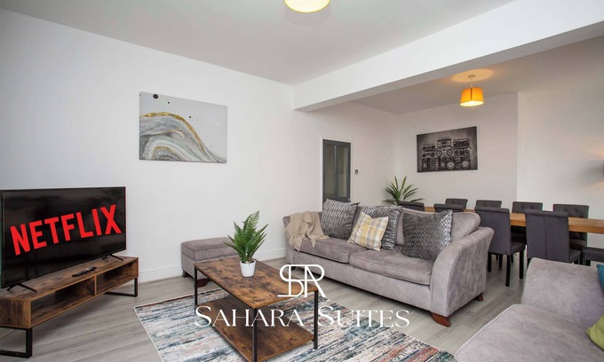Blyth House | 5BR Home for 11 | Up to 20% OFF | Group Friendly