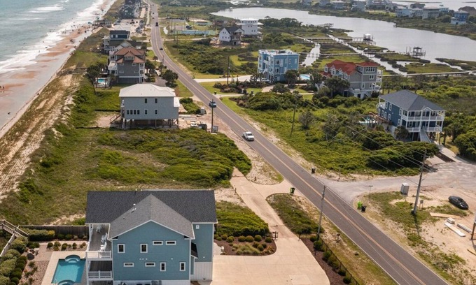 McCutcheon Field House | 5BR Oceanfront House on Topsail Island with Private Pool - Sleeps 14