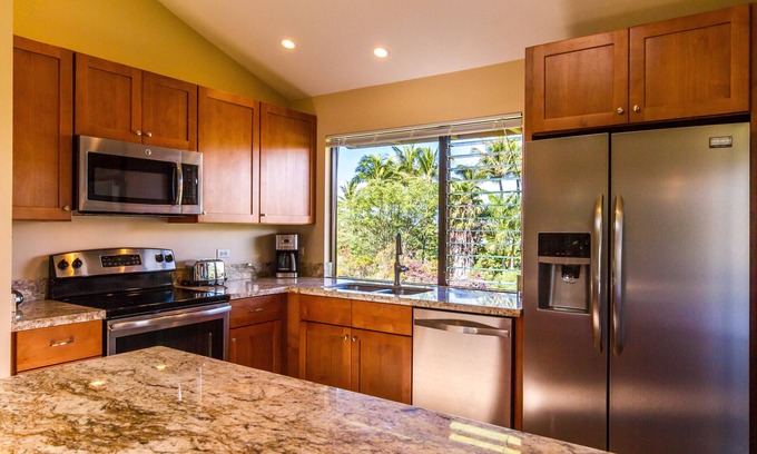 Wailea Condo | 5D - 2 Minute Walk to the beach/main pool, well-equipped, see reviews!n