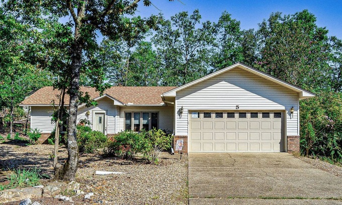 Hot Springs Village House | 5PateLn | Coronado Area Home | Sleeps 4