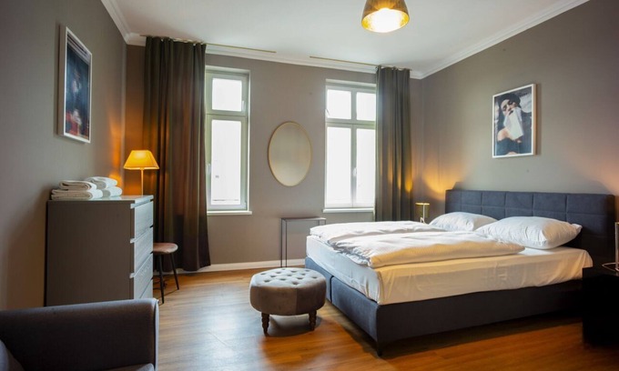 Altlindenau Apartment | 6-8 PERSONS | 85 m2 | 3 ROOMS