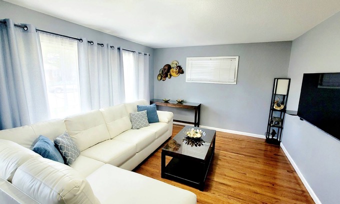 Northglenn House | 6 Bdrms w/2kitchens! NEAR Dining, Parks, Shops, and Rec Center; Some Pets OK!