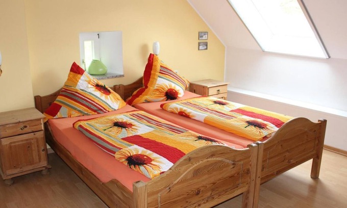 Halsdorf Other | 6-bed apartment attic floor right - Apartments farm Heck