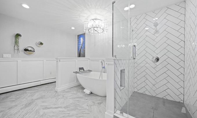 Albrightsville House | 6 bedrooms 10 beds + 3.5 bath with HEATED PRIVATE pool,Hot tub,Game room & More!
