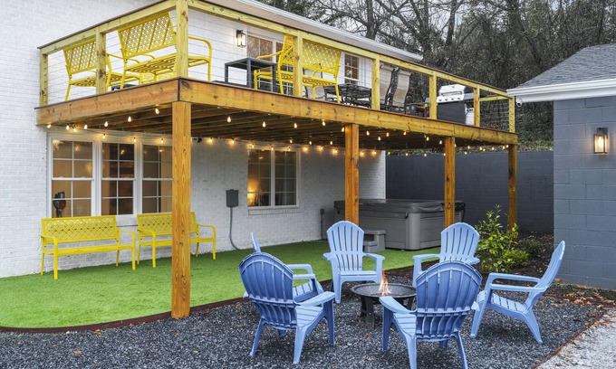 Greenville - Spartanburg House | 6 BR✅ Hot Tub✅ Game Room✅ 10 mins to DT Greenville!✅