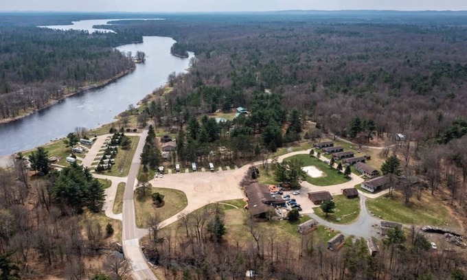 Neillsville Cabin | 6 guests 3BR, fully furnished, on-site enjoyment.