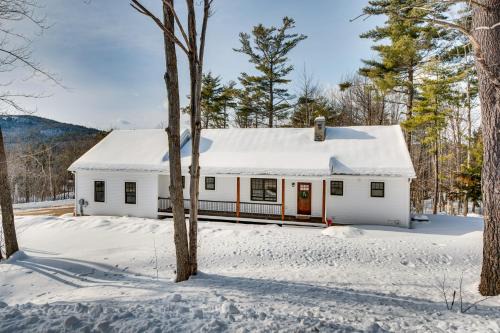 Gilford House | 6 Mi to Lake Winnipesaukee New Hampshire Home