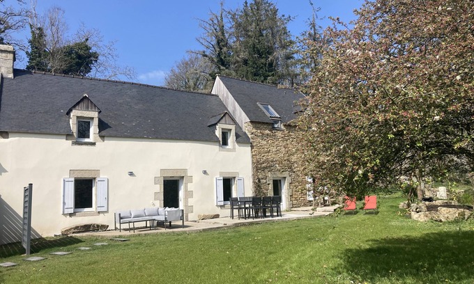 Plovan House | 6-PERSON GITE IN RENOVATED MILL 3KMS FROM THE SEA
