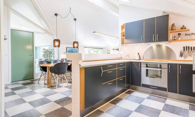 Blavand Strand House | 6 person holiday home in Blåvand