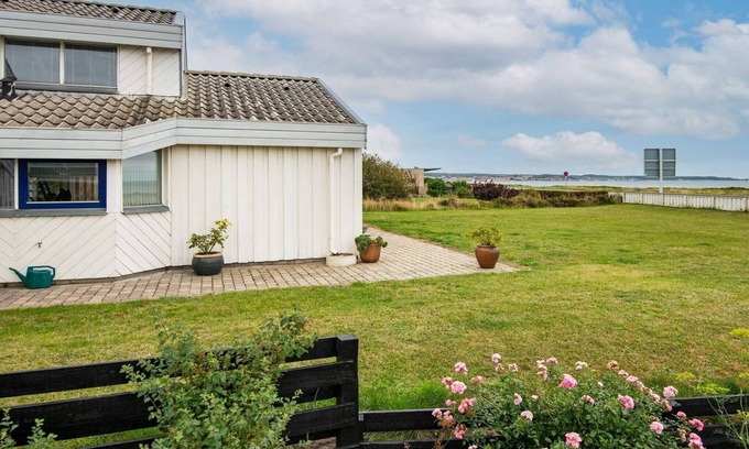 Vibæk Strand House | 6 person holiday home in Ebeltoft