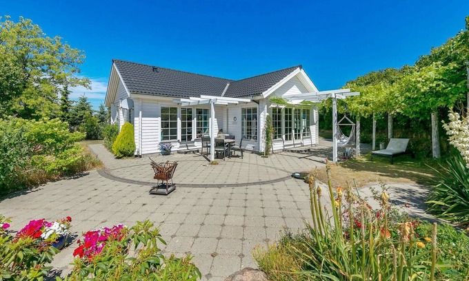 Faldsled House | 6 person holiday home in Millinge
