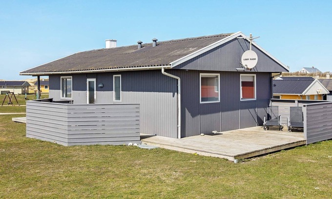 Trans House | 6 person holiday home in Lemvig