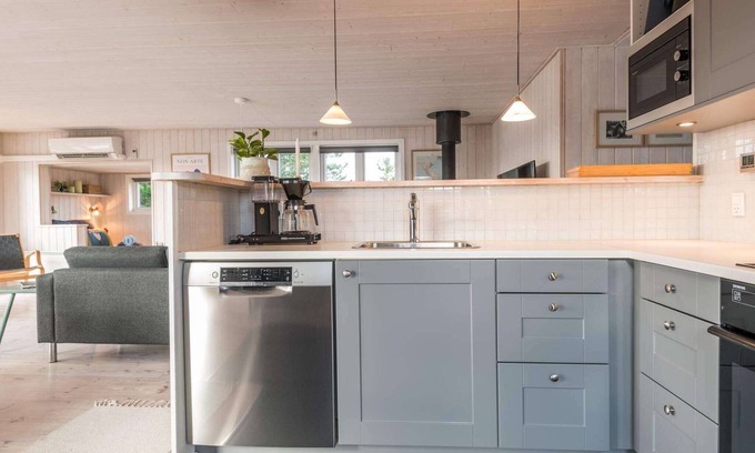 Rindby Strand House | 6 person holiday home in Fanø