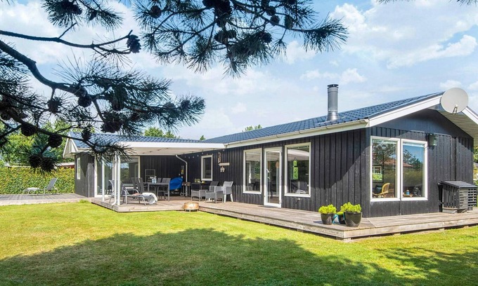 Skaven Strand House | 6 person holiday home in Tarm-By Traum