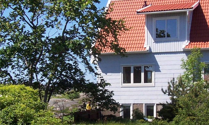 Kungshamn House | 6 person holiday home in HOVENäSET