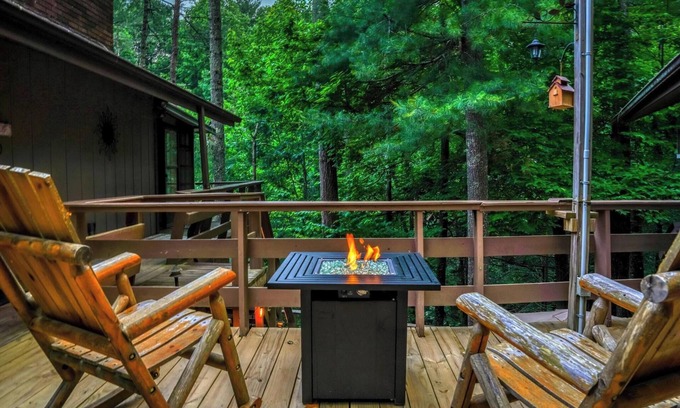 Wiley House | #6 - Quaint Suite - Waterfall Access - Near Tallulah Gorge