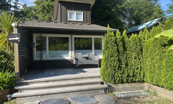 Tofino Cabin | 60 Steps to world renowned Chesterman Beach Super Clean Great Location!