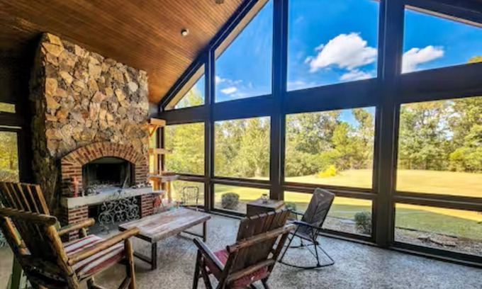 Upatoi House | 6000 sq ft home with Private Pool and Hot Tub, Sleeps 16 - 16 Acres