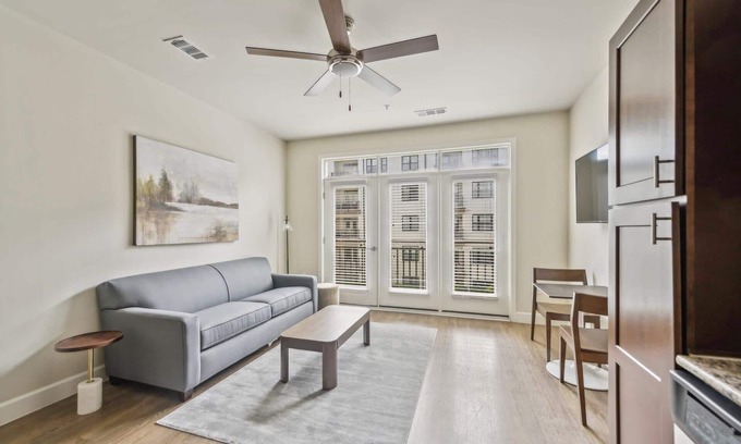Southwest Raleigh Apartment | #613 - Kasa at Berkshire Village District Raleigh