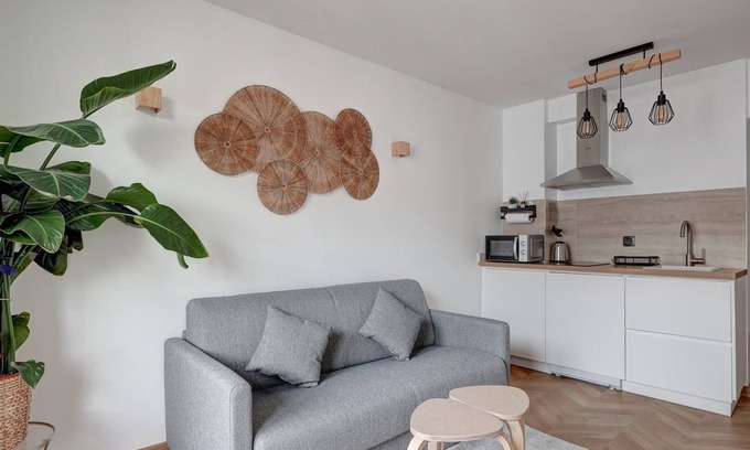 Plaisance Apartment | 634 Suite Benard - Superb apartment in Paris