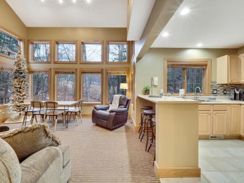 Boyne Falls House | 688 Disciples Village Condo