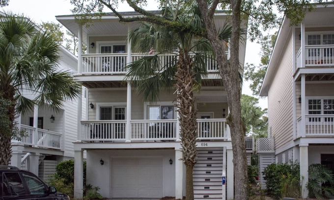 Bonito Boathouses House | 694 Bonito Road - New to VRBO! Resort Access Included!