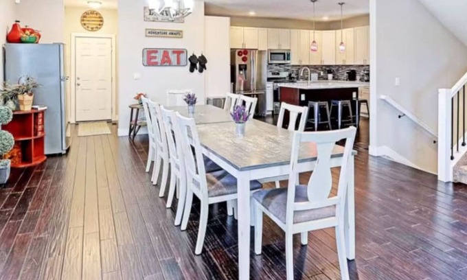 Scenic Heights House | 6BR/5BA 4600sqft | Mtn/City View | HotTub | Sauna